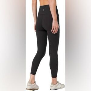 Lulu Lemon Wunder Under SmoothCover High-Rise Crop 23"